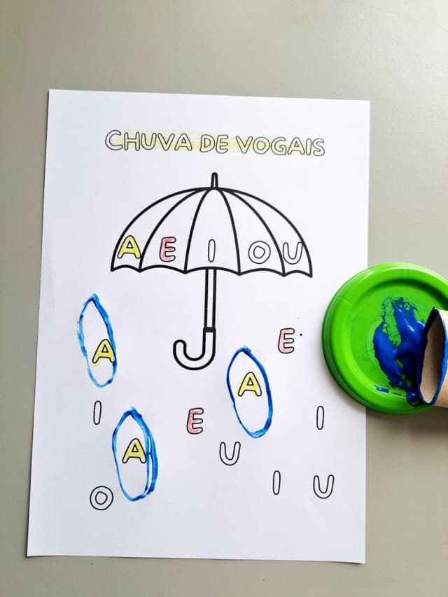 119-1-foto-chuva-de-vogais-1