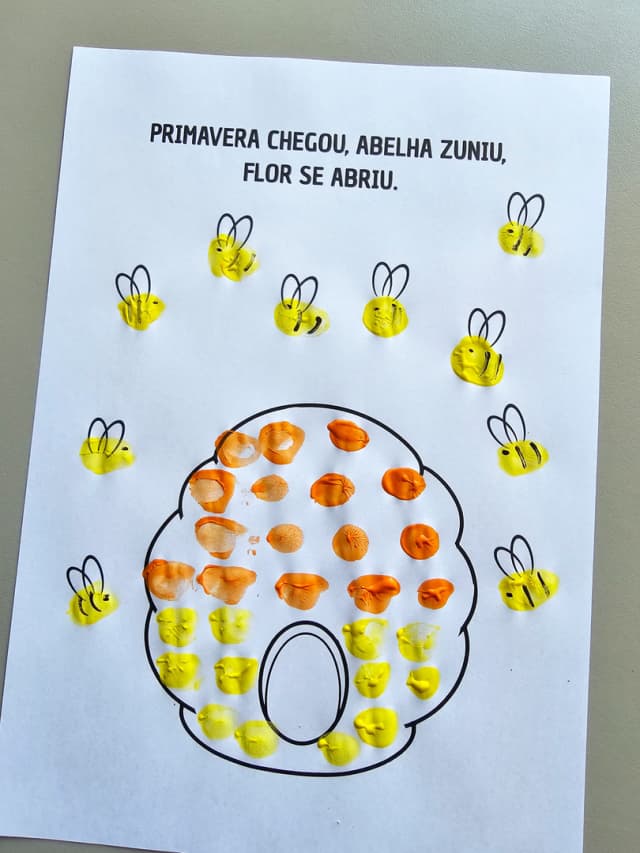 210-1-foto-abelhinhas-a-voar-3-2