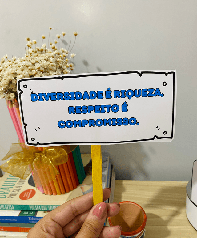 AS CORES DE SUZANA  (8).png