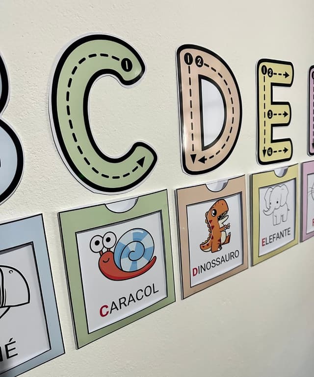 alfabeto mágico pronto para imprimir.jpg