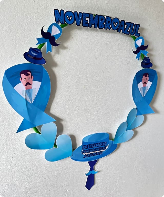 decoração para bambolê novembro azul.jpg