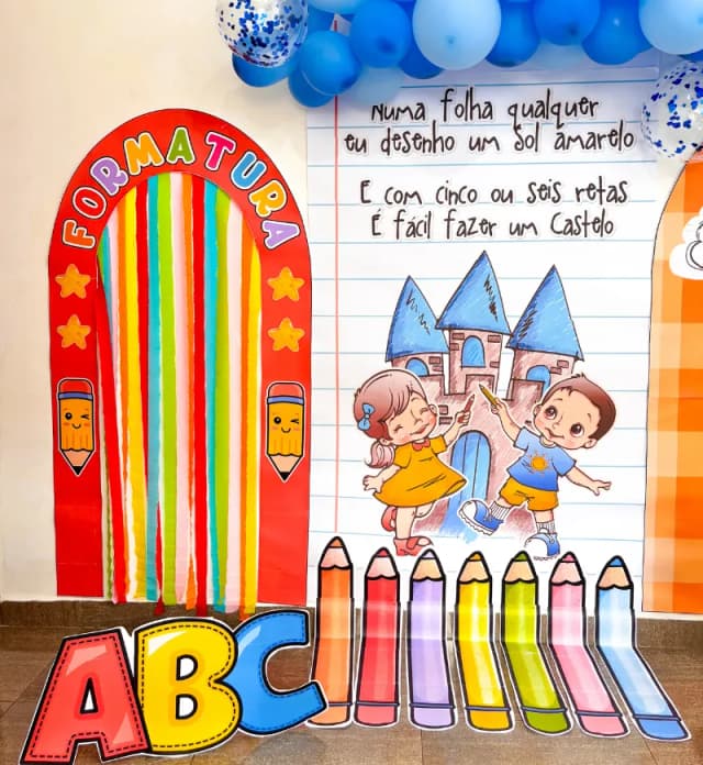 cenário formatura pré escola.webp
