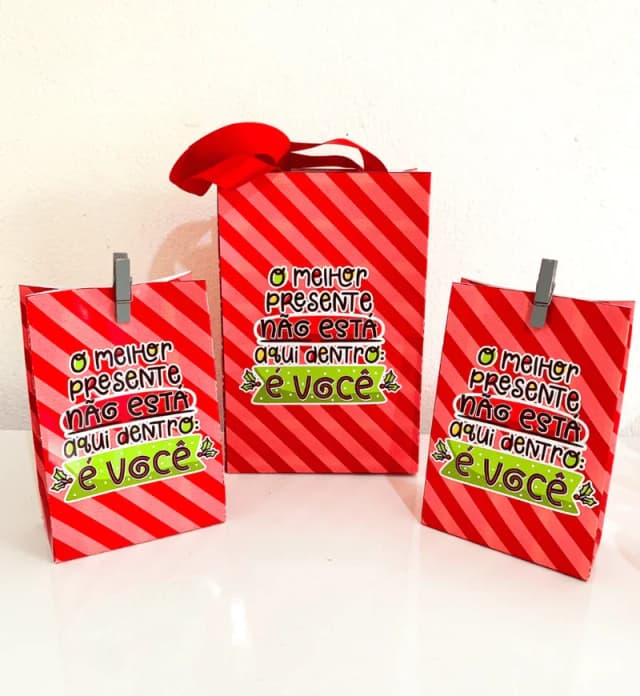 sacolinhas de natal.webp