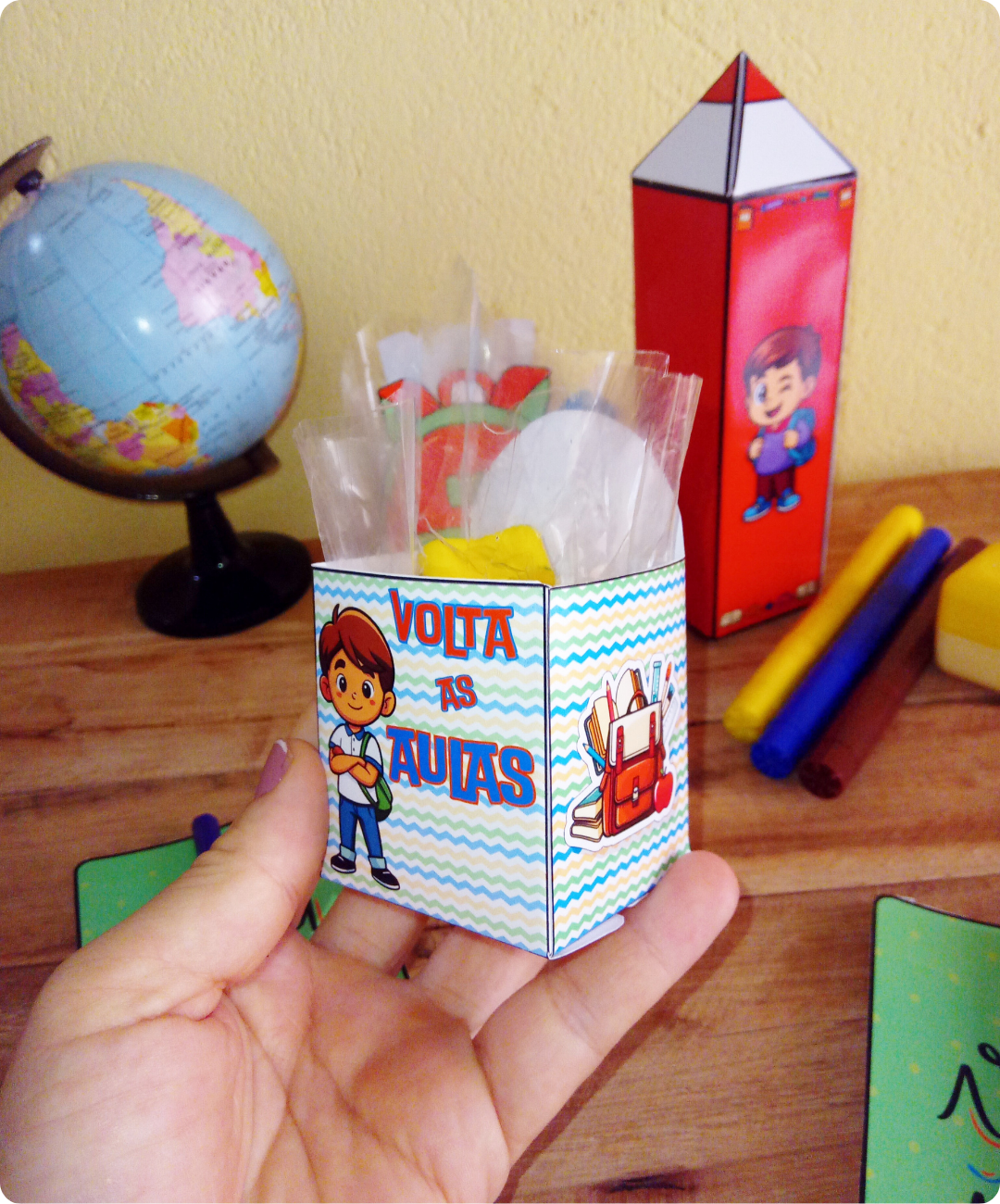 lembrancinha volta às aulas pdf.png