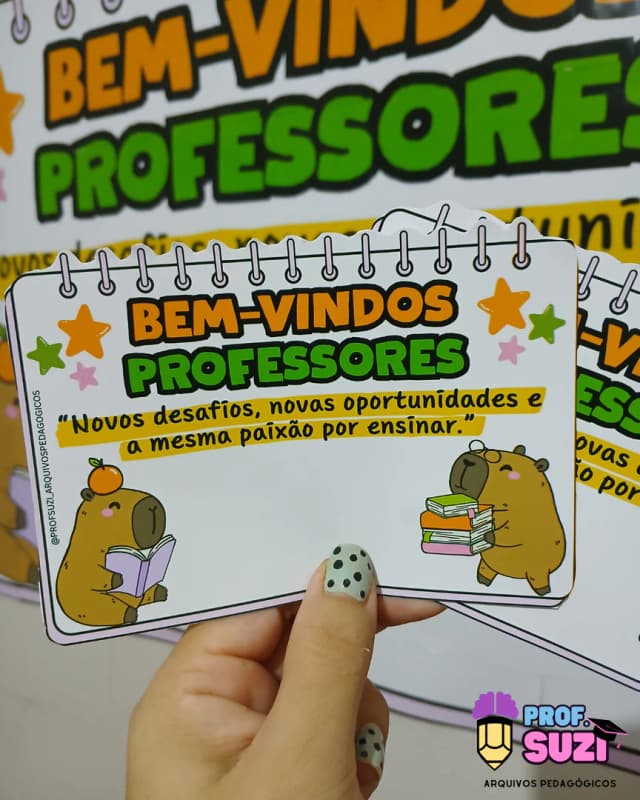 Fotos painel bem-vindos professores capivara 6.png
