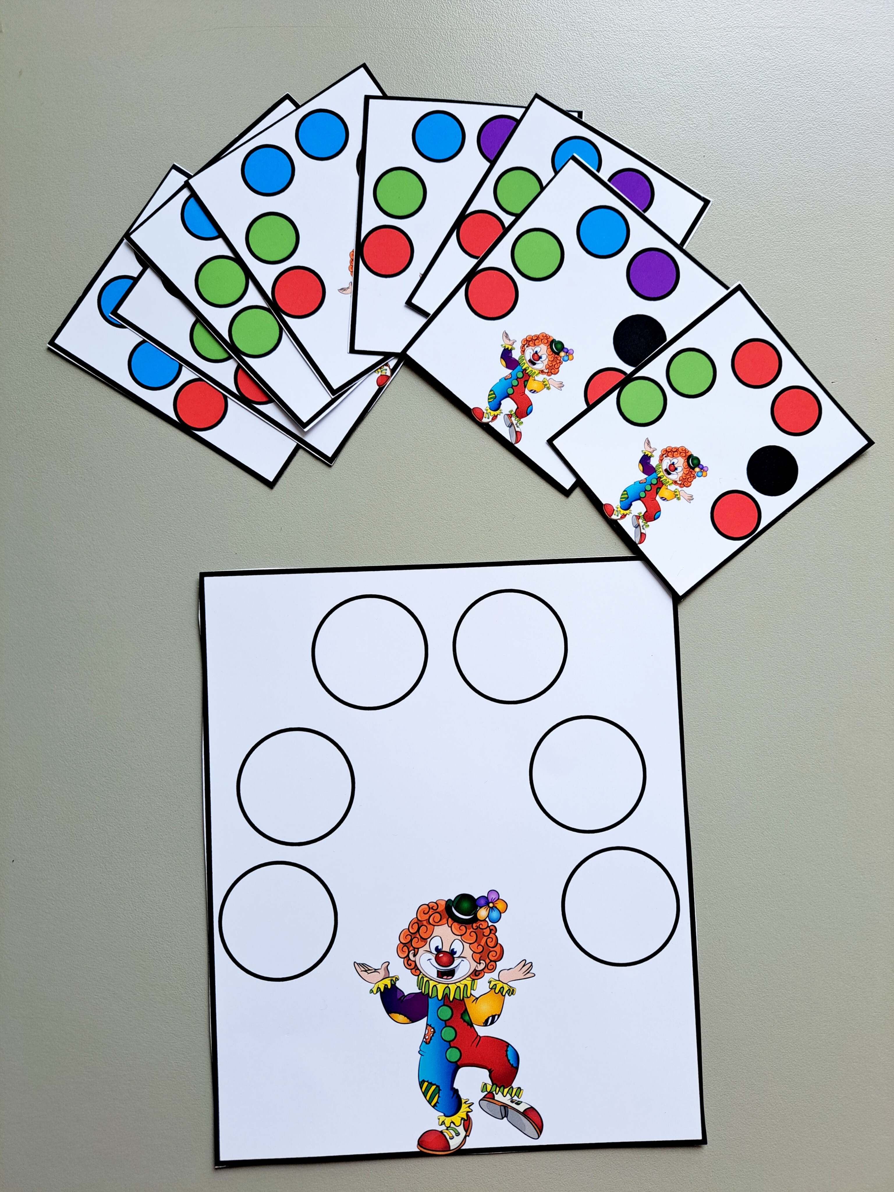 108.1) Foto Pareamento das cores palhaço (5).jpg