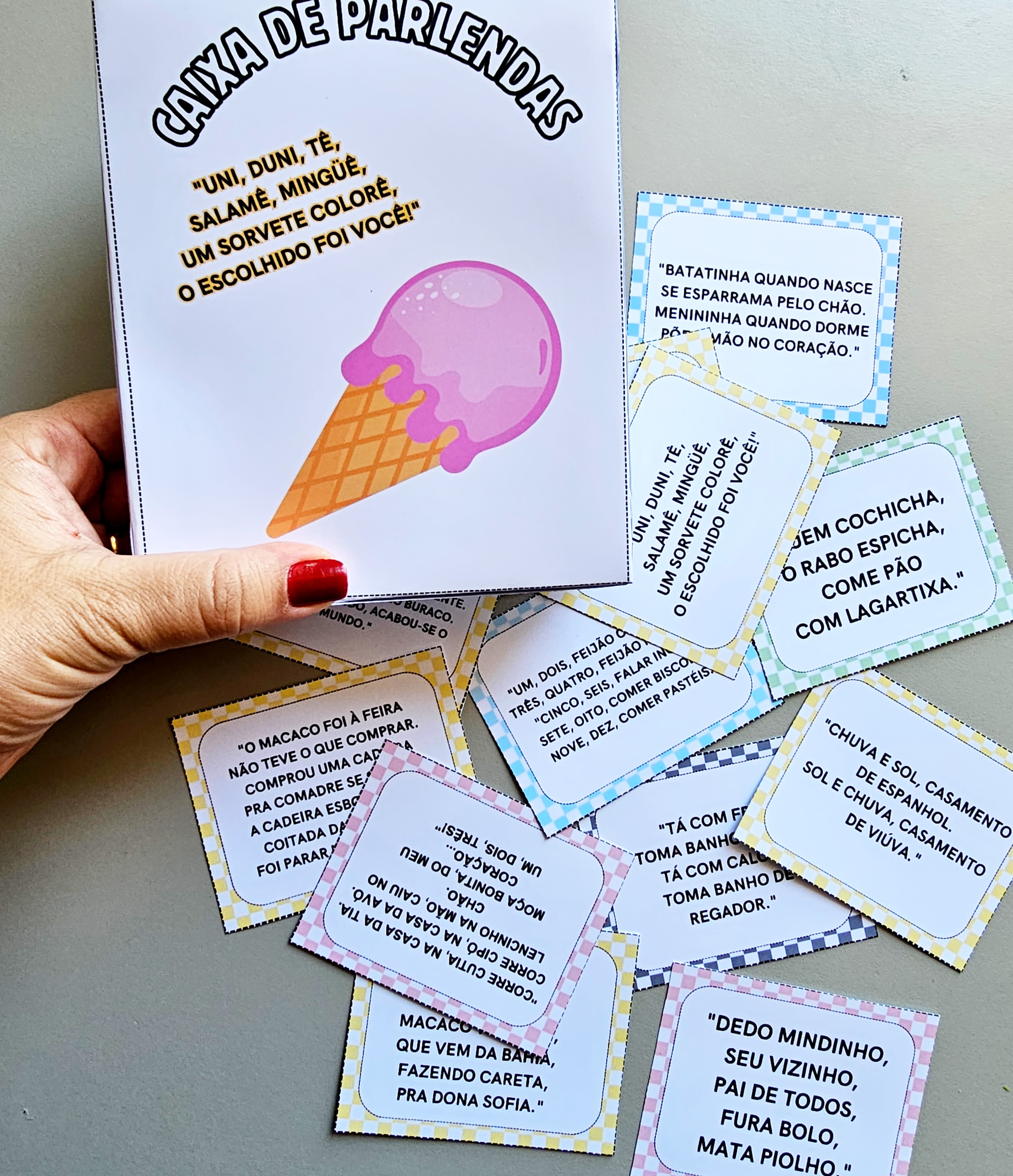 168.1) Foto Caixa de parlendas (1).jpg