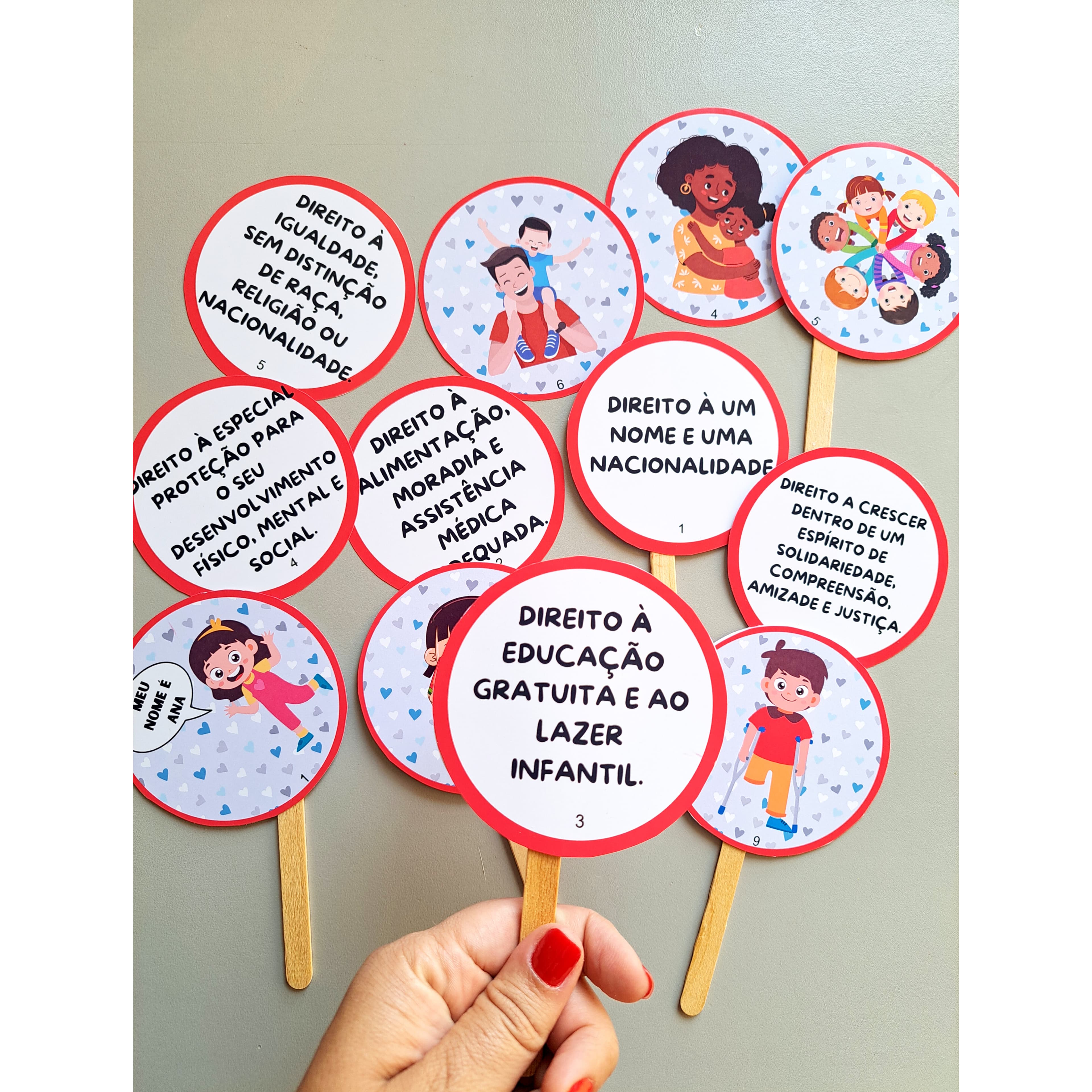 57) Foto Palitoches Os dez direitos das crianças.jpg