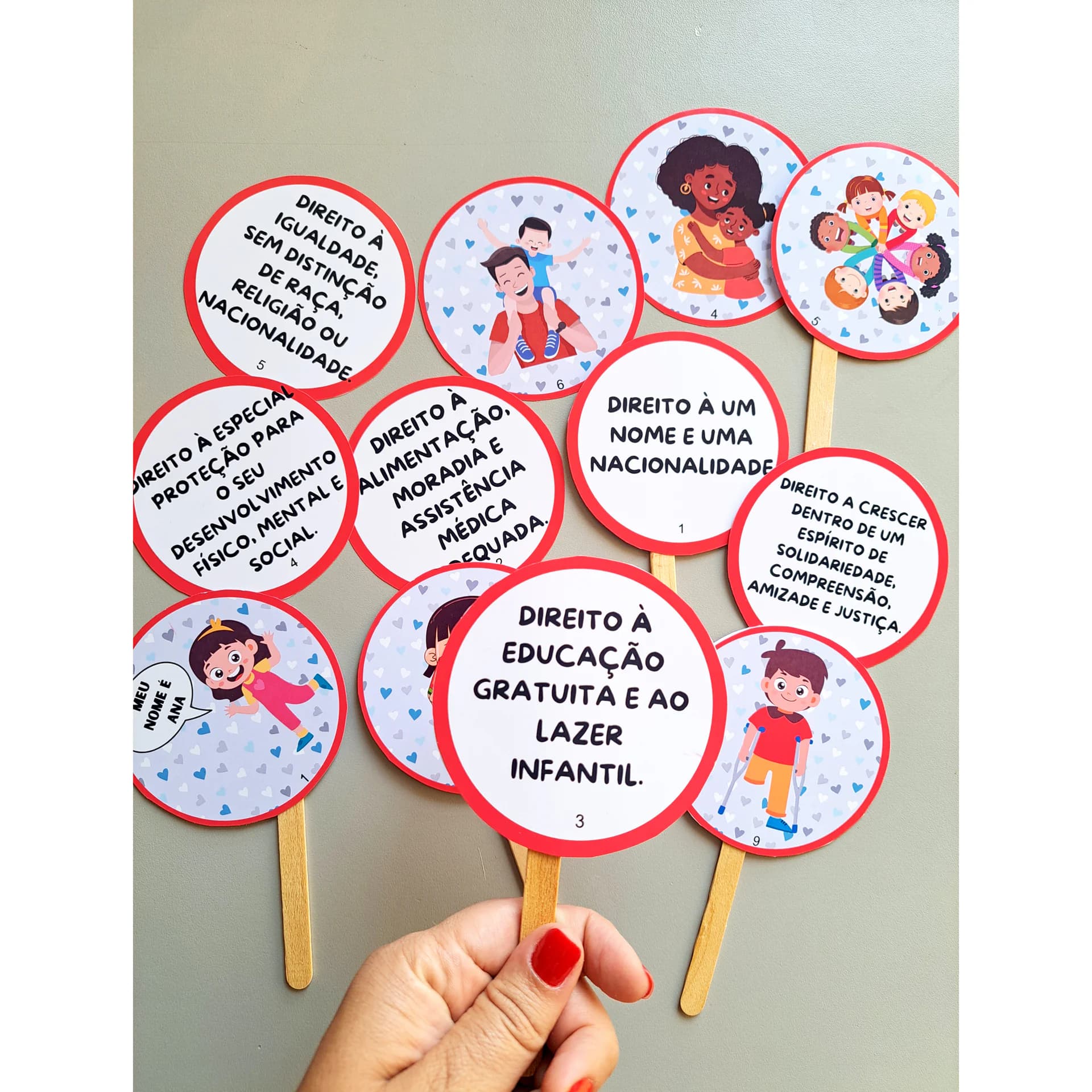 57) Foto Palitoches Os dez direitos das crianças.jpg