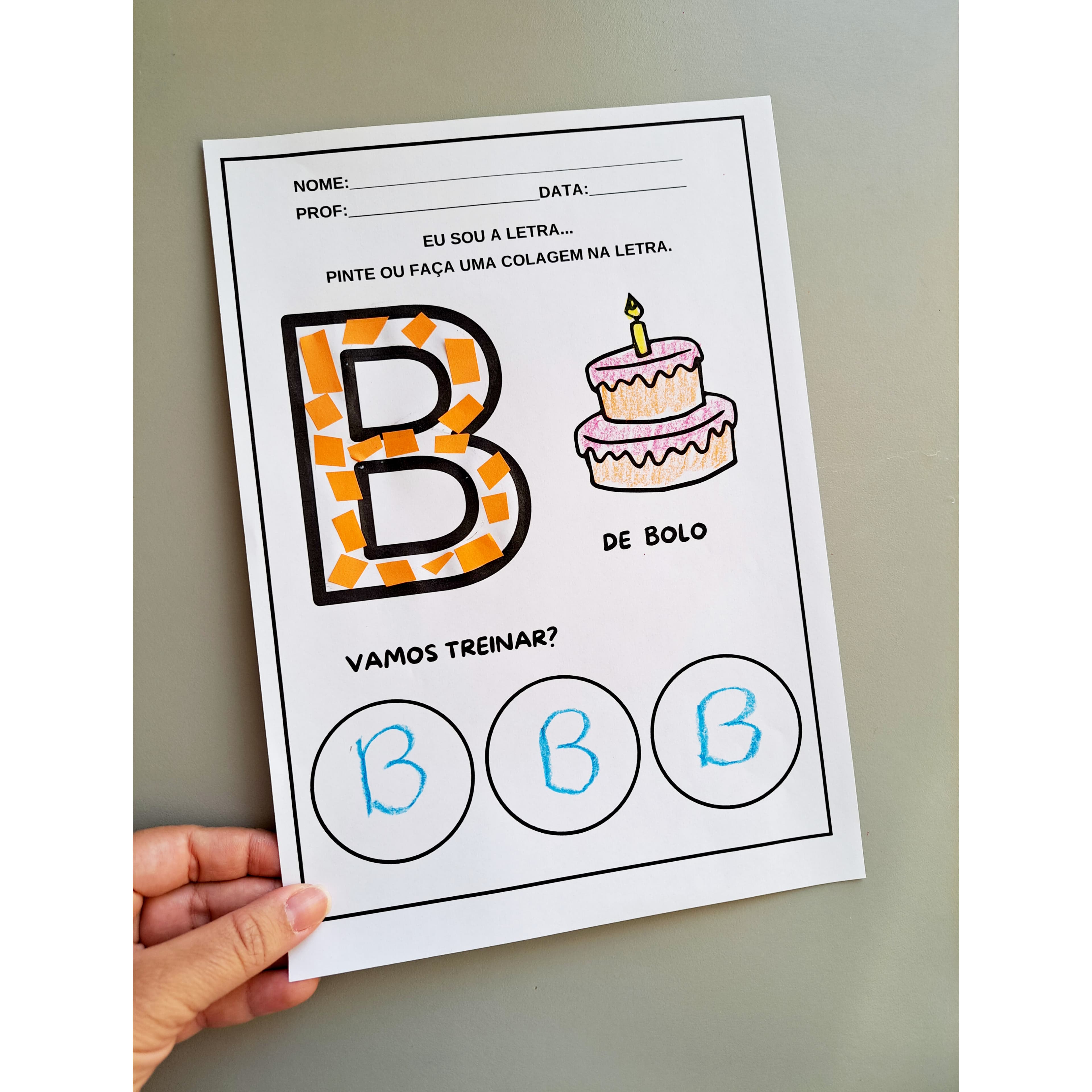 7) Fotos Folhinha de Atividades Alfabeto (4).jpg