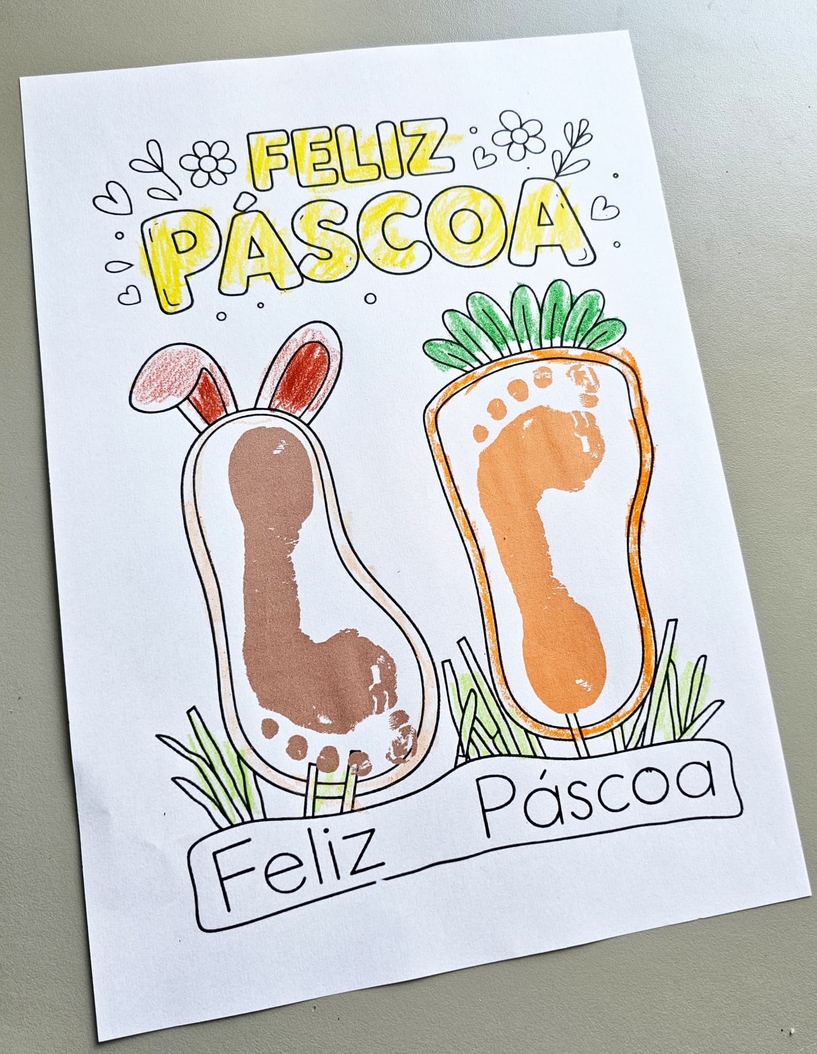 282.1) Foto Pascoa carimbo de pé (1)(1).jpg