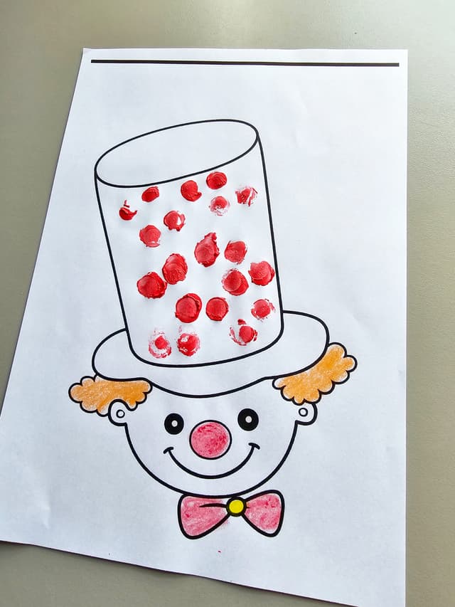 270.1) Foto Cartola do palhaço (2).jpg