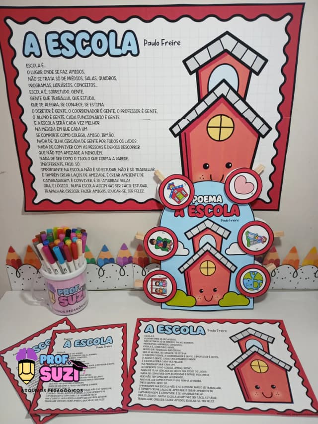Fotos painel e luva poema a escola_20260309_210736_0000.png