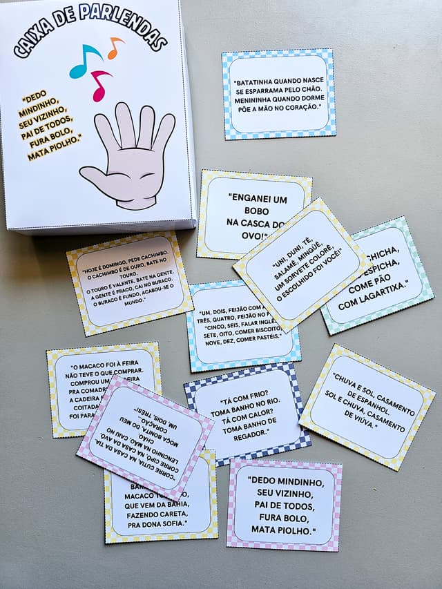 168.1) Foto Caixa de parlendas (2).jpg