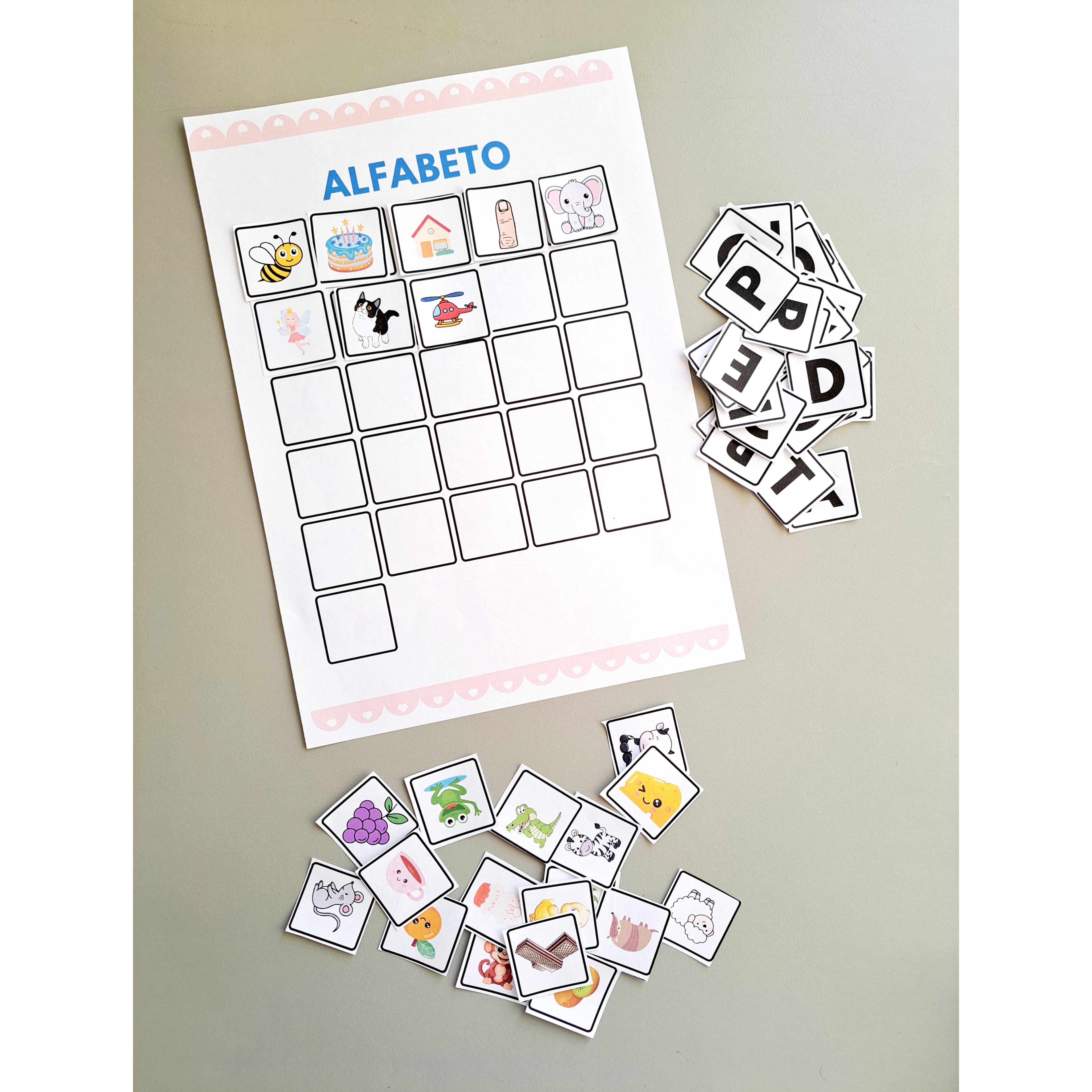 12.1) Foto tabela do alfabeto (6).jpg