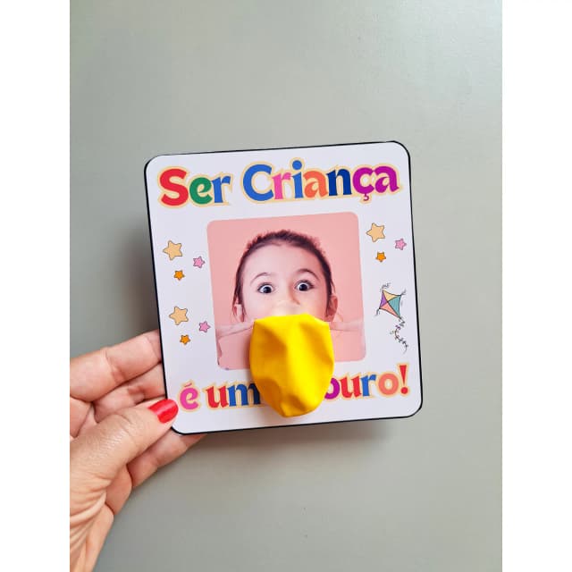 56) Foto Cartãozinho Ser criança é um estouro (3).jpg