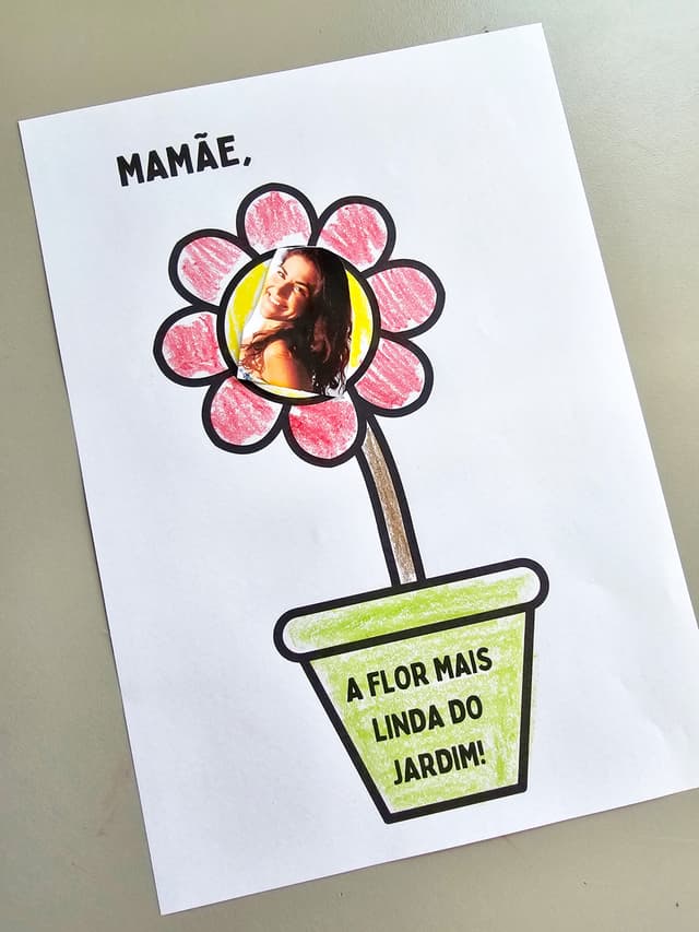 137.1) Foto Mamae a flor mais linda do jardim (1).jpg
