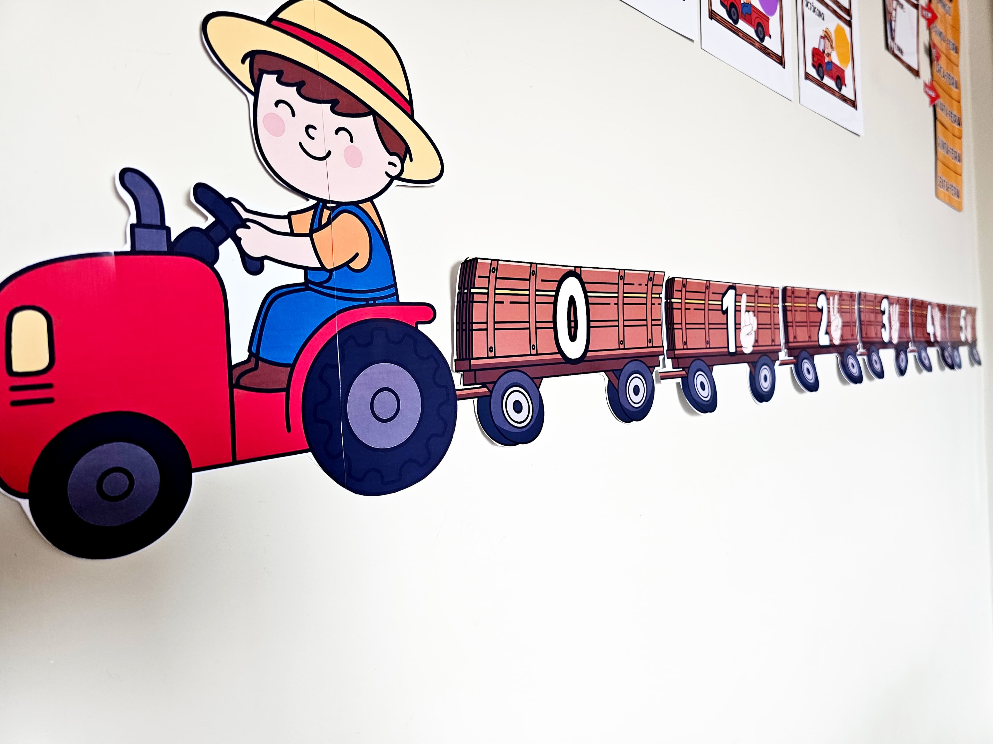 2.1) Foto Numerais fazendinha (4).jpg