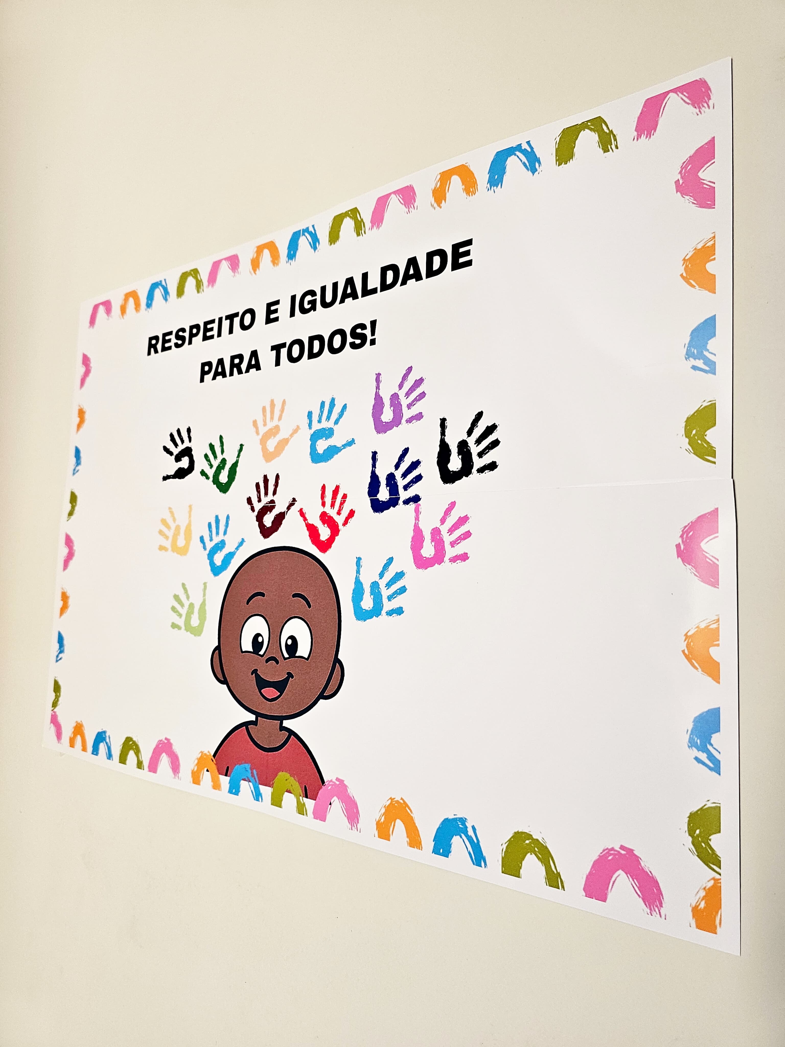 229.1) Foto Cartaz 2x2 carimbo de mão consciencia negra (2).jpg