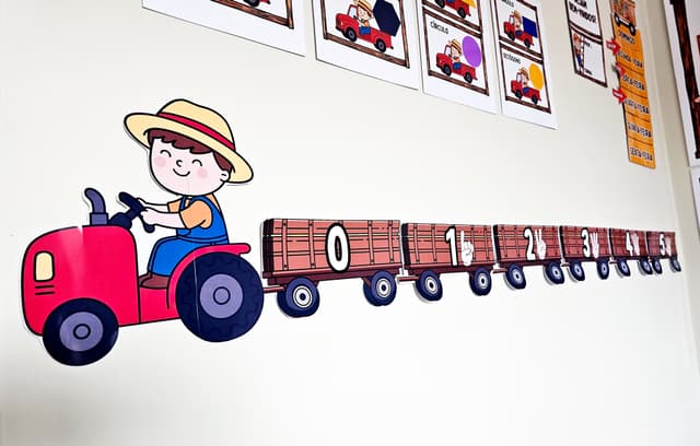 2.1) Foto Numerais fazendinha (2).jpg