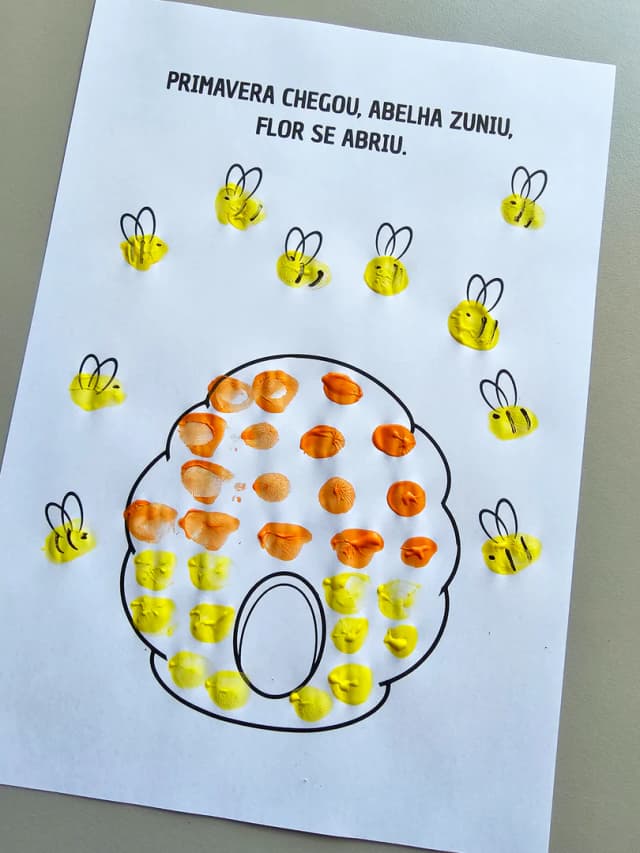 210.1) Foto Abelhinhas a voar (2).jpg