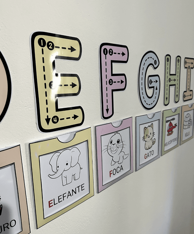 Alfabeto Mágico Interativo para Sala de Aula .png