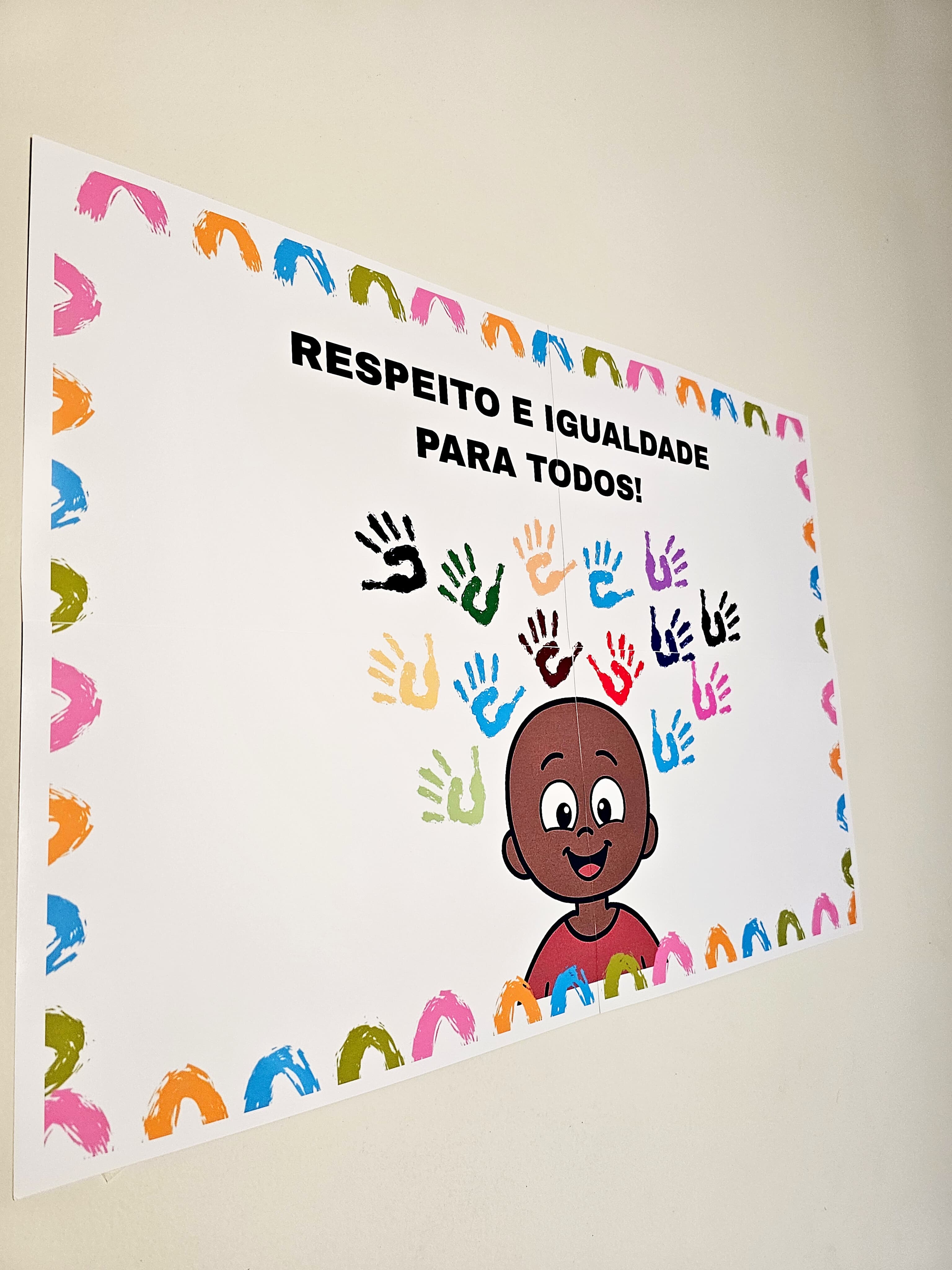 229.1) Foto Cartaz 2x2 carimbo de mão consciencia negra (1).jpg