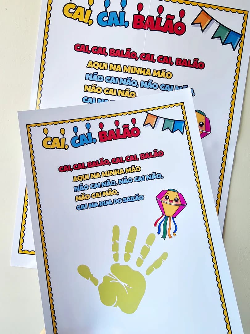 302.1) Foto Painel cai cai balão (2).jpg