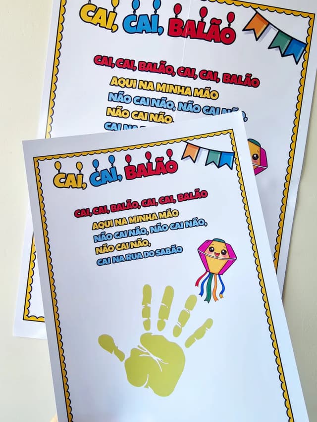 302.1) Foto Painel cai cai balão (2).jpg