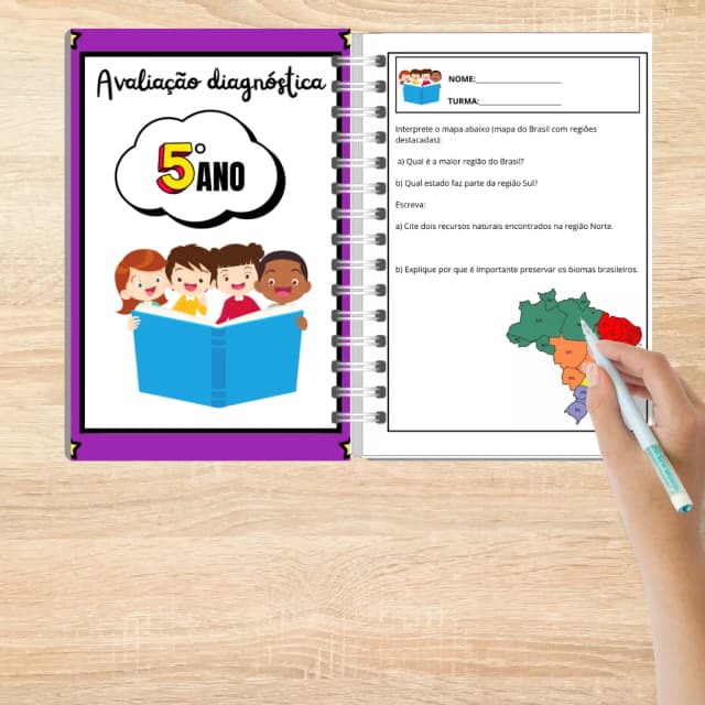 Mockup 03 _ Double page spread.webp