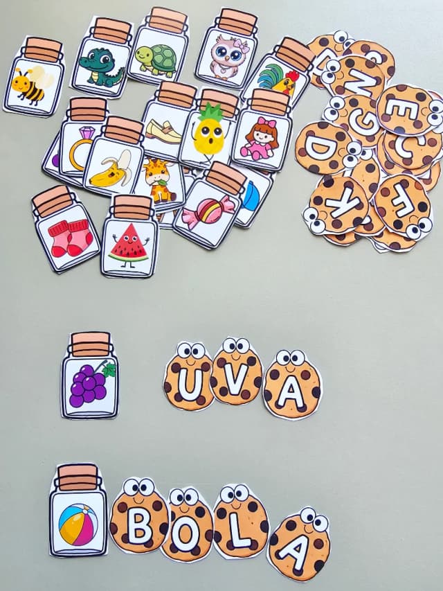 326.1) Foto Pote de cookies da leitura (3).webp