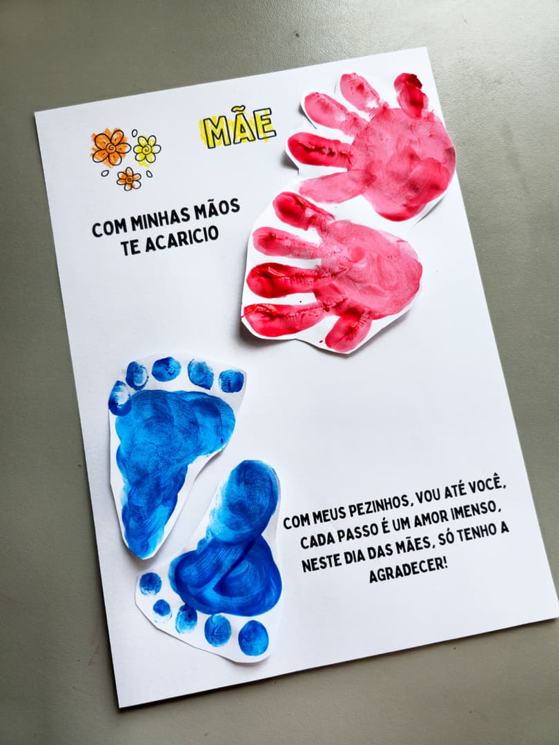 141-1-foto-folhinha-maos-e-pes-carimbo-mae-2-1