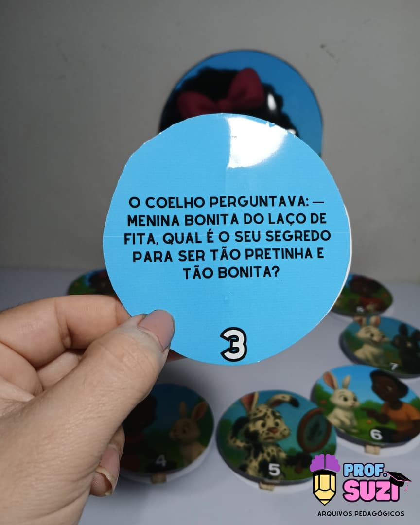 fotos-luva-menina-bonita-do-laco-de-fita-_20251002_204425_0004