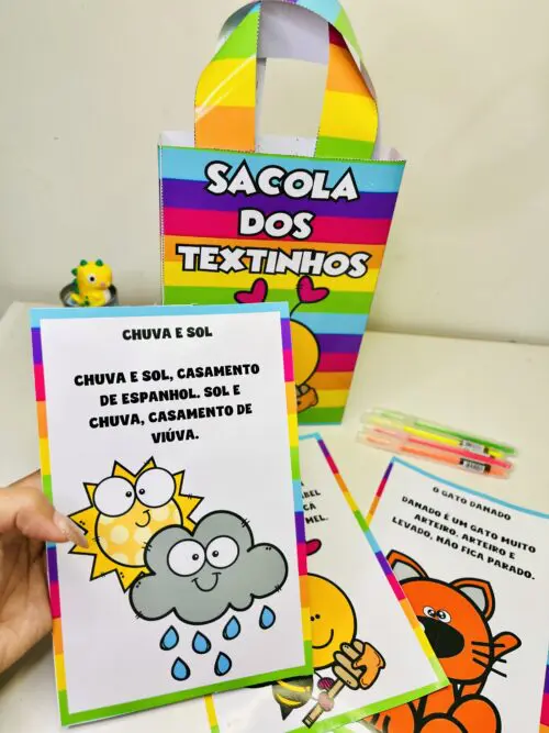 "Brincadeiras educativas" "Contação de histórias" "Jogos de palavras" "Recursos visuais" "Interação social Criatividade" "alfabetização" material lúdico para alfabetização" "recurso pedagógico para alfabetizar" "Recurso Pedagógico para Alfabetização Lúdica"