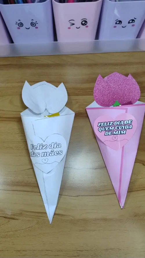 "Cartões para Colorir Dia das Mães" "Cartão Dia das Mães" "Cartões Dia das Mães" "Cartão para o Dia das Mães" "Cartões para o Dia das Mães" "Modelo de cartão Dia das Mães" "Ideias de cartão Dia das Mães" "Cartão Dia das Mães para imprimir" "Cartão Dia das Mães feito à mão" "Cartão Dia das Mães personalizado" "Mensagem para cartão Dia das Mães" "Frases para cartão Dia das Mães" "Desenhos para cartão Dia das Mães" "Dia das Mães" "Atividades Dia das Mães" "Lembrancinhas Dia das Mães" "Desenhos Dia das Mães" "Poemas Dia das Mães" "Cartões Dia das Mães" "Educação Infantil Dia das Mães" "Ensino Fundamental Dia das Mães" "Projetos Dia das Mães" "Recursos pedagógicos Dia das Mães" "Atividades Dia das Mães educação infantil" "Desenhos Dia das Mães para colorir" "Poemas Dia das Mães ensino fundamental" "atividade interativa dia das mães" "atividade dia das mães" "atividade interativa dia das mães" "Dia das Mães desenhos para colorir" "Dia das Mães cartões para fazer" "Dia das Mães leitura e escrita" "Dia das Mães oralidade" "atividade interativa dia das mães" "atividade interativa para o dia das mães" "atividade para o dia das mães" "Atividade Dia das Mães Educação Infantil" "Atividade Dia das Mães colagem" "Atividades Sobre o Dia das Mães educação Infantil" "atividades de alfabetização dia das mães" "atividades educação infantil dia das mães"