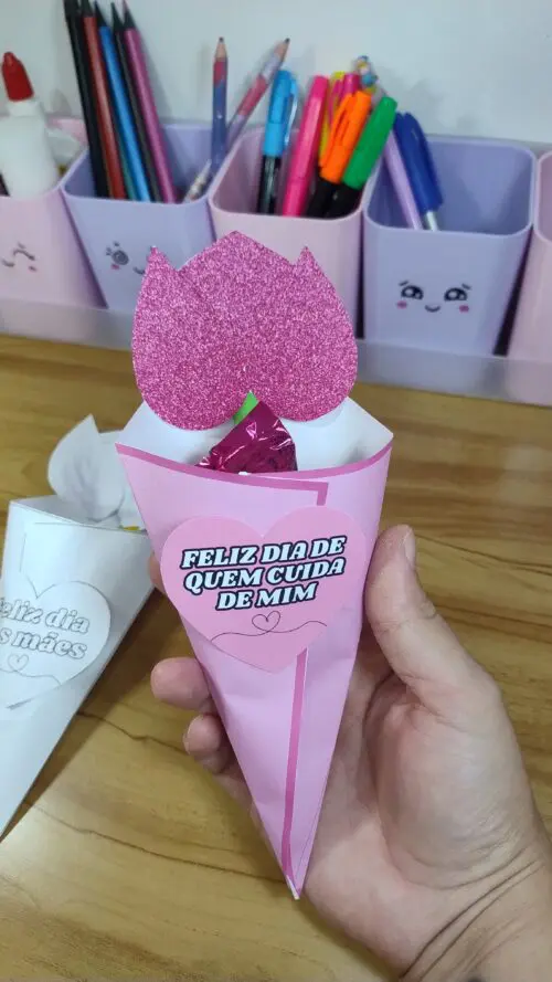 "Cartões para Colorir Dia das Mães" "Cartão Dia das Mães" "Cartões Dia das Mães" "Cartão para o Dia das Mães" "Cartões para o Dia das Mães" "Modelo de cartão Dia das Mães" "Ideias de cartão Dia das Mães" "Cartão Dia das Mães para imprimir" "Cartão Dia das Mães feito à mão" "Cartão Dia das Mães personalizado" "Mensagem para cartão Dia das Mães" "Frases para cartão Dia das Mães" "Desenhos para cartão Dia das Mães" "Dia das Mães" "Atividades Dia das Mães" "Lembrancinhas Dia das Mães" "Desenhos Dia das Mães" "Poemas Dia das Mães" "Cartões Dia das Mães" "Educação Infantil Dia das Mães" "Ensino Fundamental Dia das Mães" "Projetos Dia das Mães" "Recursos pedagógicos Dia das Mães" "Atividades Dia das Mães educação infantil" "Desenhos Dia das Mães para colorir" "Poemas Dia das Mães ensino fundamental" "atividade interativa dia das mães" "atividade dia das mães" "atividade interativa dia das mães" "Dia das Mães desenhos para colorir" "Dia das Mães cartões para fazer" "Dia das Mães leitura e escrita" "Dia das Mães oralidade" "atividade interativa dia das mães" "atividade interativa para o dia das mães" "atividade para o dia das mães" "Atividade Dia das Mães Educação Infantil" "Atividade Dia das Mães colagem" "Atividades Sobre o Dia das Mães educação Infantil" "atividades de alfabetização dia das mães" "atividades educação infantil dia das mães"