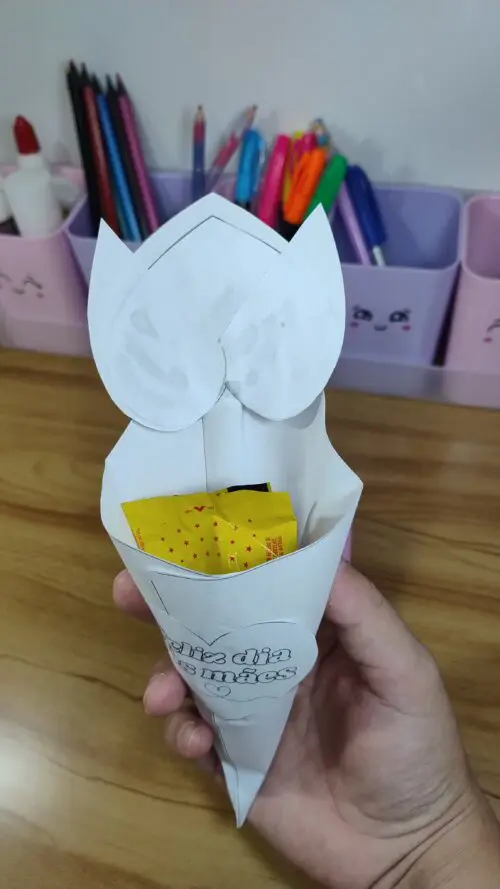 "Cartões para Colorir Dia das Mães" "Cartões flor para Colorir Dia das Mães" "Cartão Dia das Mães" "Cartão flor Dia das Mães" "Cartões Dia das Mães" "Cartão para o Dia das Mães" "Cartões para o Dia das Mães" "Modelo de cartão Dia das Mães" "Ideias de cartão Dia das Mães" "Cartão Dia das Mães para imprimir" "Cartão Dia das Mães feito à mão" "Cartão Dia das Mães personalizado" "Lembrancinhas Dia das Mães escola" "Lembrancinhas Dia das Mães educação infantil" "Lembrancinhas Dia das Mães fáceis de fazer" "Lembrancinhas Dia das Mães criativas" "Lembrancinhas Dia das Mães alunos" "Ideias lembrancinhas Dia das Mães escola" "Lembrancinhas Dia das Mães para imprimir" "Cartões Dia das Mães para imprimir" "Moldes lembrancinhas Dia das Mães para imprimir" "Tags Dia das Mães para imprimir" "Lembrancinhas Dia das Mães educação infantil para imprimir" "Lembrancinhas Dia das Mães fáceis para imprimir" "dia de quem cuida de mim"