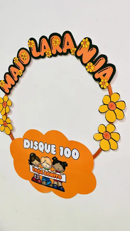 "bambolê maio laranja" "bambolê faça bonito" "bambolê maio laranja para fotos" "bambolê 18 de maio" "atividade bambolê maio laranja" "decoração bambolê maio laranja" "lembrancinha bambolê maio laranja" "bambolê contra abuso infantil" "material pedagógico maio laranja" "material educativo maio laranja educação infantil" "recursos maio laranja" "recursos lúdicos maio laranja" "maio laranja educação infantil" "maio laranja ensino fundamental" "combate ao abuso infantil material" "conscientização abuso sexual infantil kit" "proteção infantil maio laranja" "recursos interativos maio laranja" "maio laranja atividades digitais para ensino fundamental" "atividades participativas maio laranja" "ideias interativas maio laranja" "plaquinhas maio laranja" "Faça bonito" "maio laranja faça bonito" "faça bonito denuncie"