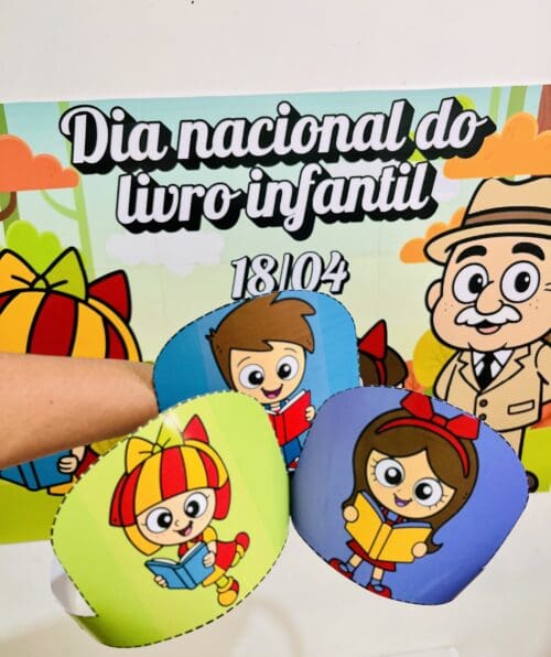 "Painel Dia do Livro" "Decoração Dia do Livro" "Mural Dia do Livro" "Painel de Ideias Dia do Livro" "Modelos de painel Dia do Livro" "Painel decorativo Dia do Livro" "Painel Dia do Livro educação infantil" "Painel Dia do Livro ensino fundamental" "Painel Dia do Livro sala de aula" "Painel Dia do Livro criativo" "Painel Dia do Livro com personagens" "Painel Dia do Livro com frases" "Painel Dia do Livro Simples" "Painel Dia do Livro colorido"