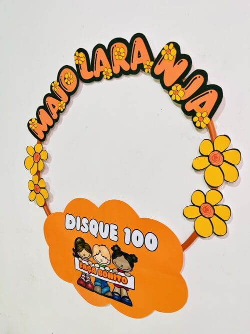 "bambolê maio laranja" "bambolê faça bonito" "bambolê maio laranja para fotos" "bambolê 18 de maio" "atividade bambolê maio laranja" "decoração bambolê maio laranja" "lembrancinha bambolê maio laranja" "bambolê contra abuso infantil" "material pedagógico maio laranja" "material educativo maio laranja educação infantil" "recursos maio laranja" "recursos lúdicos maio laranja" "maio laranja educação infantil" "maio laranja ensino fundamental" "combate ao abuso infantil material" "conscientização abuso sexual infantil kit" "proteção infantil maio laranja" "recursos interativos maio laranja" "maio laranja atividades digitais para ensino fundamental" "atividades participativas maio laranja" "ideias interativas maio laranja" "plaquinhas maio laranja" "Faça bonito" "maio laranja faça bonito" "faça bonito denuncie"